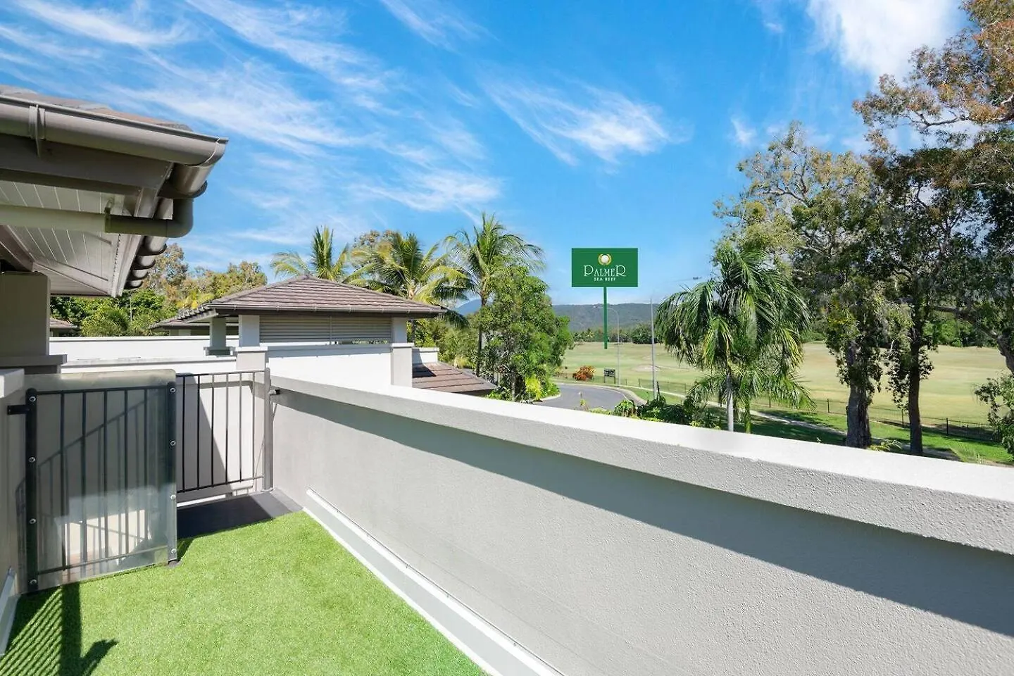 Rooftop Tranquility At Stunning Temple Resort Port Douglas 0*,  Australien