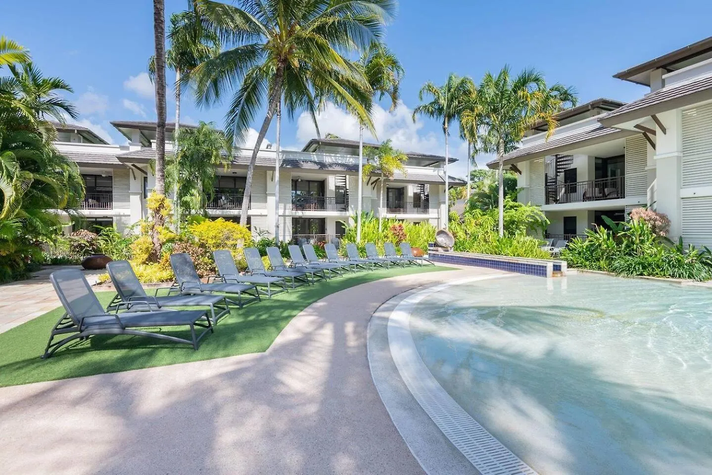 Rooftop Tranquility At Stunning Temple Resort Port Douglas