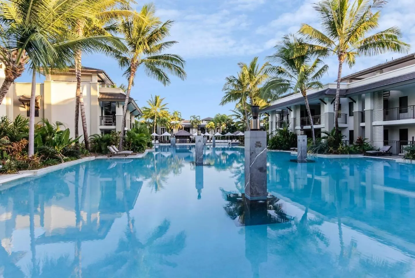 Rooftop Tranquility At Stunning Temple Resort Port Douglas 0*,